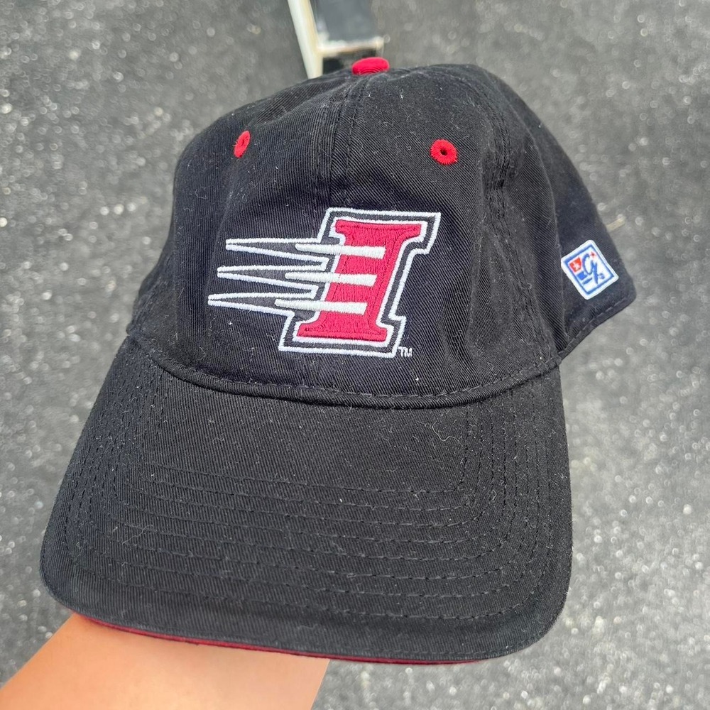 2000s Allen Iverson "I" logo fitted size L
